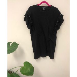 Forever 21 black shift dress, bat wing type sleeve